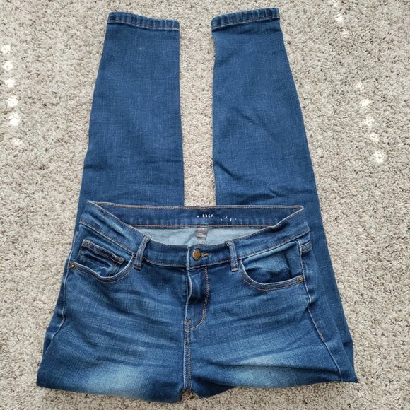 New York & Company Denim - New York & Company MID-RISE SKINNY JEANS - ESSENTIAL STRETCH Jean, Size 8